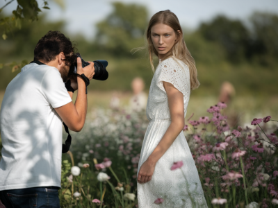 Comment choisir un lieu de réception adapté aux photos candides : questions à poser pour garantir une lumière naturelle toute la journée